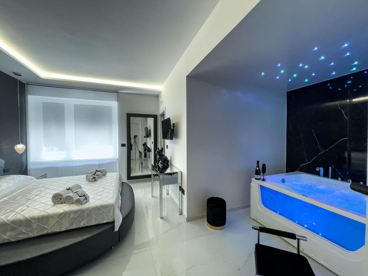 Distinto & Bed & Breakfast